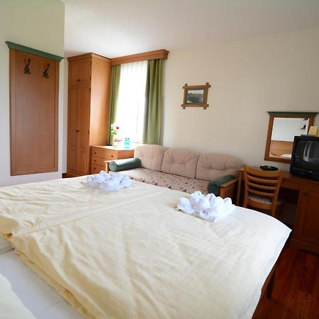 Gostisce Vinski Hram Hotel Ivanjkovci Ngoại thất bức ảnh